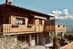 Chalet-Garden-apt-summer-scaled